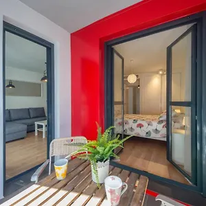https://malagasuite-heart-of-fuengirola.1costadelsol.com